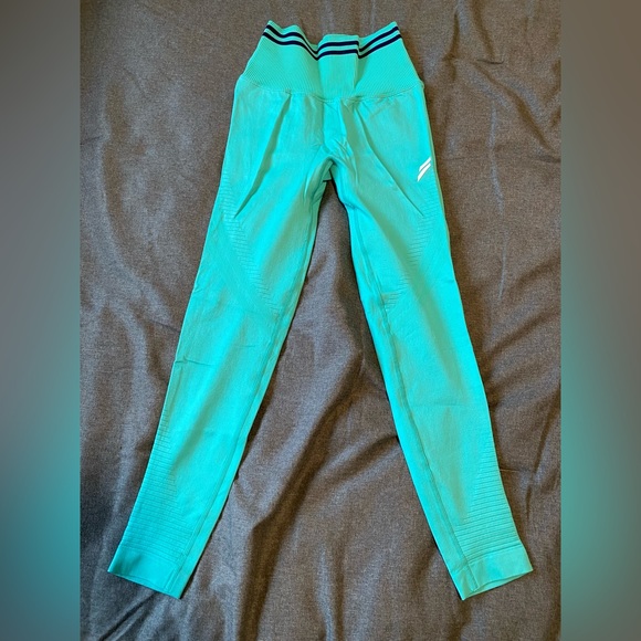 DYE Hyperflex Scrunch Butt Leggings - Picture 5 of 7